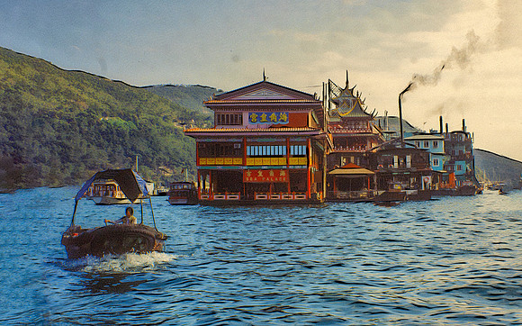 FLOATING RESTAURANT
