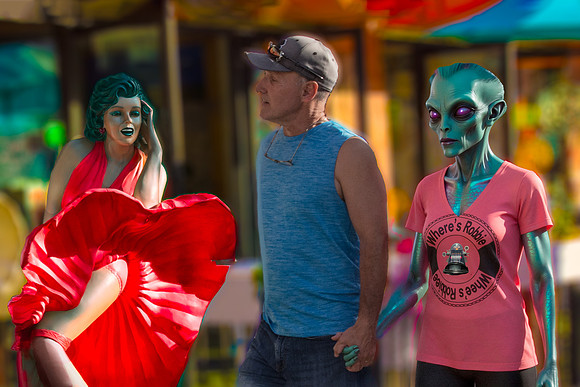 MARILYN and the TOURISTS
