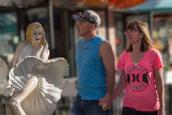MARILYN and the TOURISTS