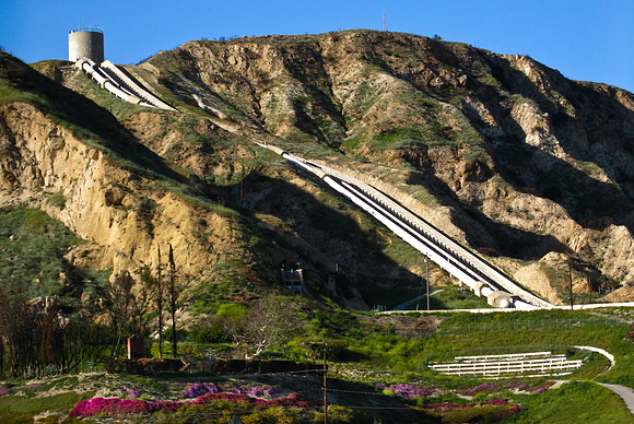 CALIFORNIA AQUIDUCT - SAN FRANCISQUITO CANYON