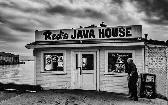 RED'S JAVA HOUSE
