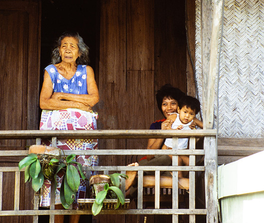 MANILA BALCONY