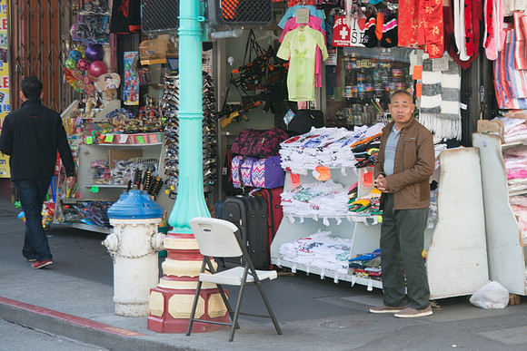 CORNER MERCHANT