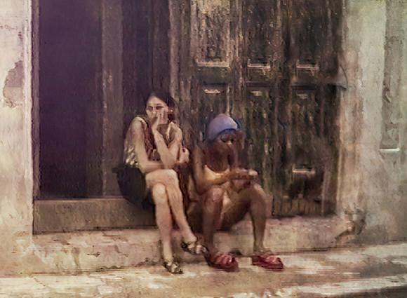 TWO WOMAN ON STOOP CUBA